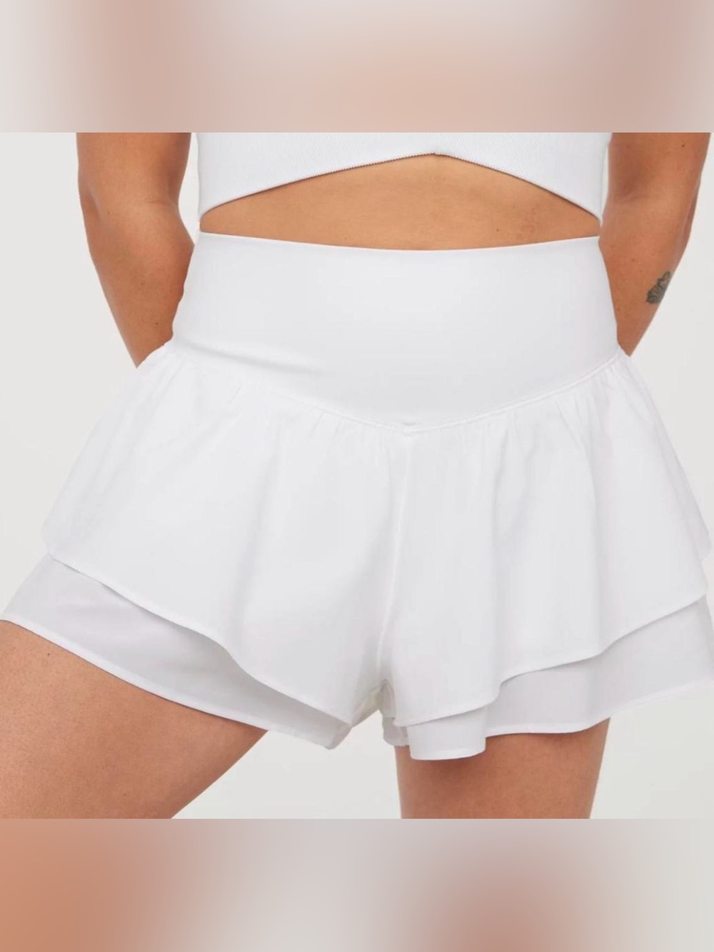Aerie White ruffle shorts/skort NW/OT